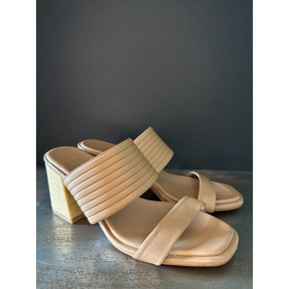 Caslon Slide Sandals 7 Minimalist Chic Wedding Boho Chic Neutral Nude Tan Lamia